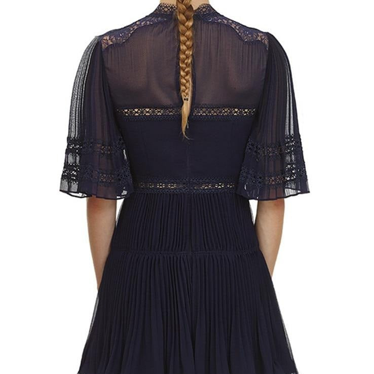 Robe Bleu Foncée Dentelle