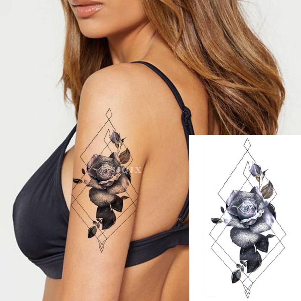 Tatouage Dentelle et Fleur Femme